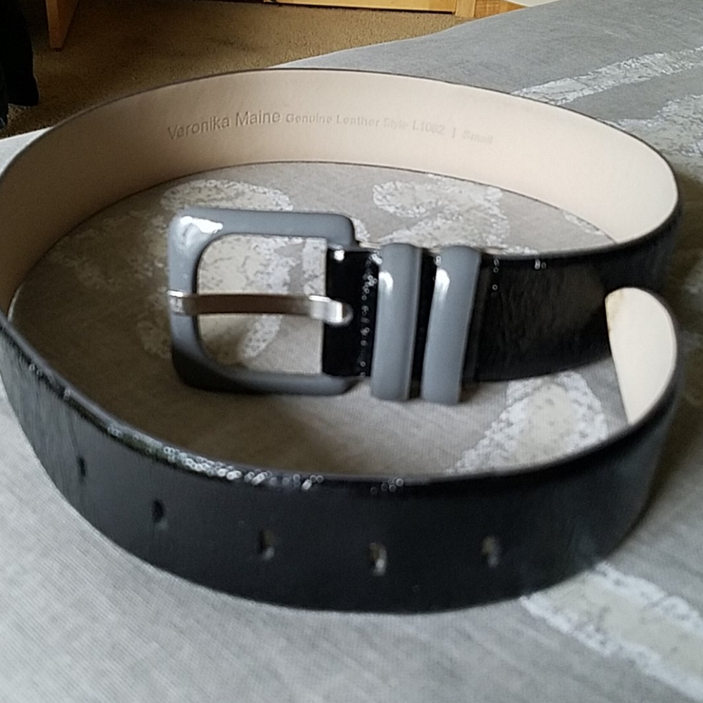 Veronika Maine Genuine Leather Patent Black Belt